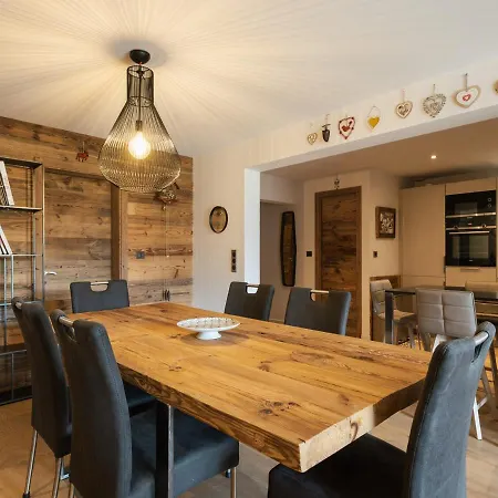4****, 8 Voyageurs, Sauna, Balcon, Acces Internet, Parking - Fr-1-304-217 Apartment *